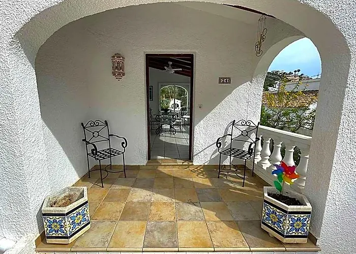 Villa With Private Pool In Moraira