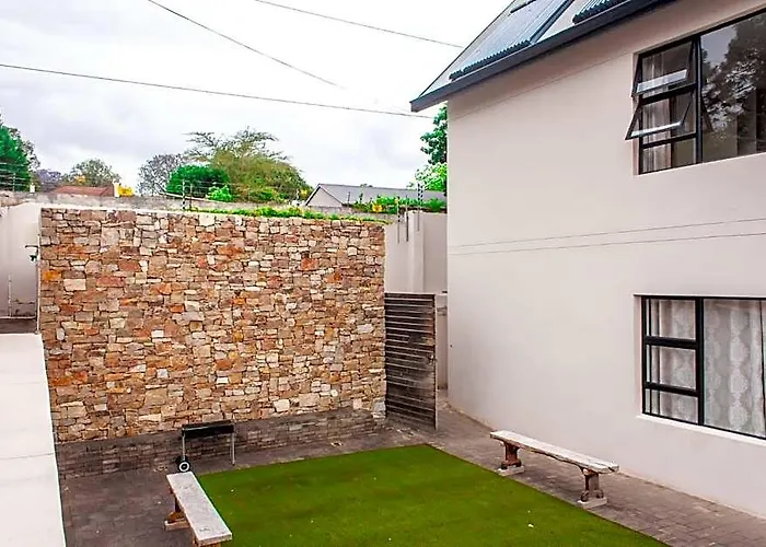 Amabwe Guesthouse