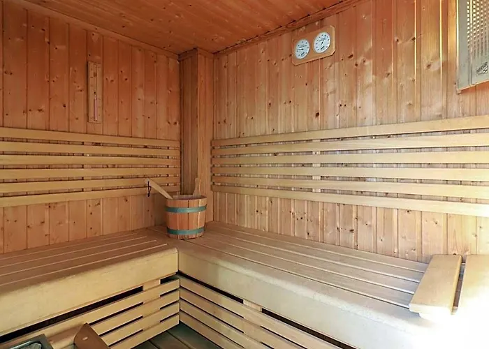 Spacious Villa In A Holiday Park In Makkum