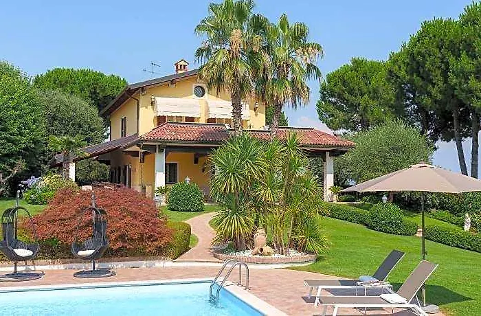 Villa Elena Elegante Villa Vista Lago Con Piscina