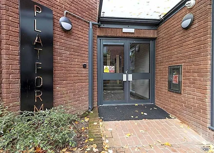 Opp Exeter - 11 Linacre House - Modern Living In The Heart Of A Historic City