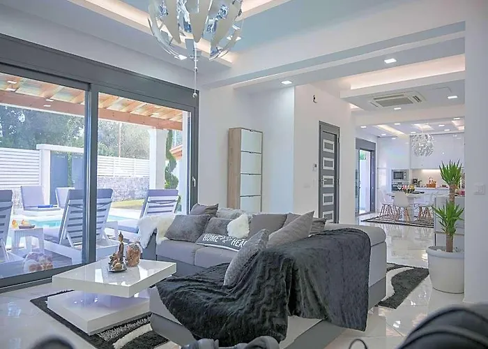 Diamond Luxury Villa Corfu