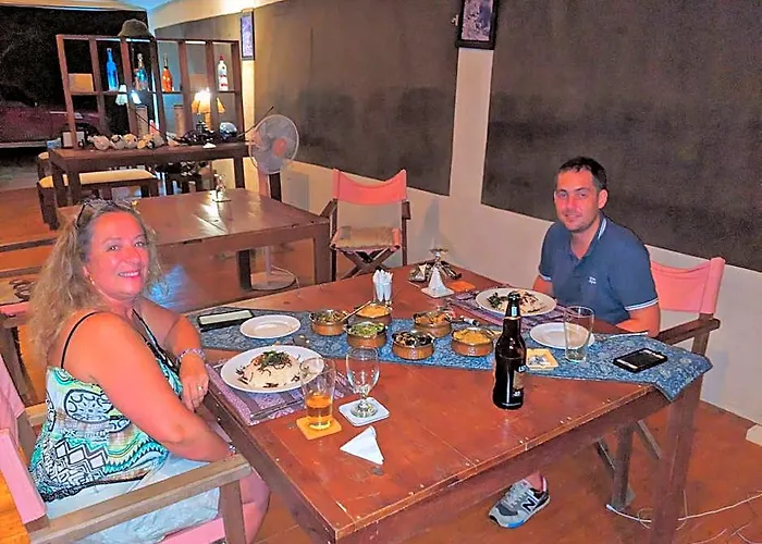 Yala Hotel Lion-Air Conditioned High Luxury Safari