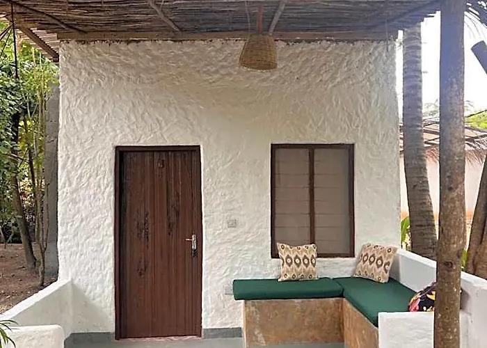Karanga Bungalows
