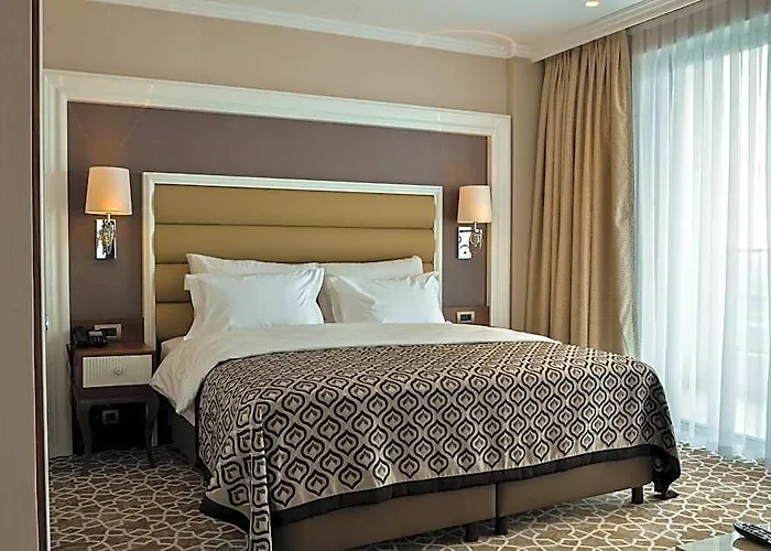 Alusso Thermal Hotel Spa & Convention Center