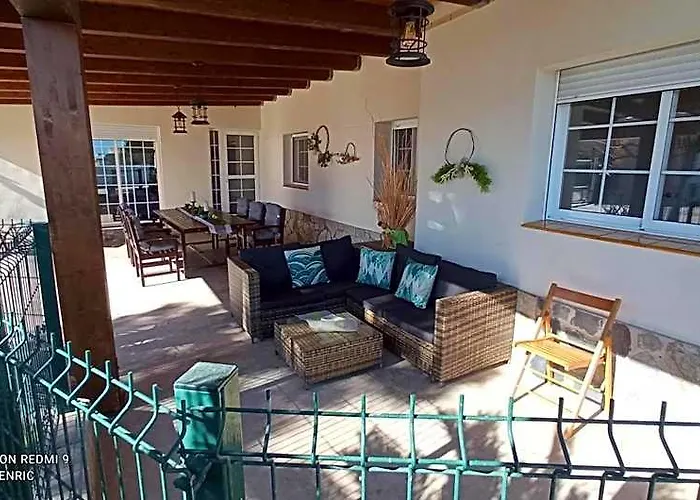 Benasha House With Playground Room