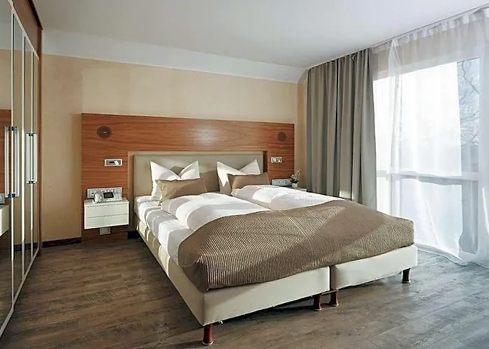 Kluet Hotel