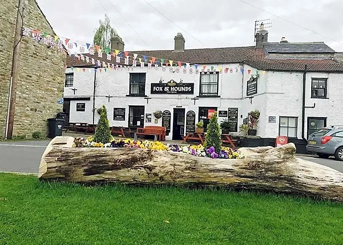 Fox & Hounds Inn