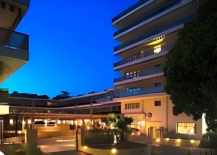 The Originals Residence, Les Strelitzias, Antibes