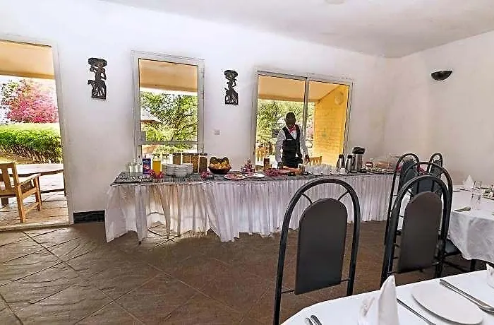 Safari Beach Lodge