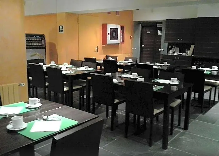 Reial Pirineus Hotel