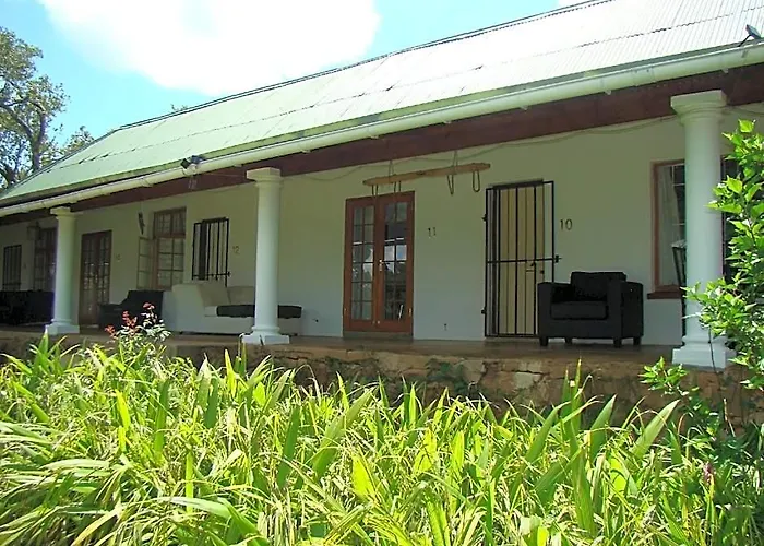 Tsanana Log Cabins And Mullberry Lane Suites