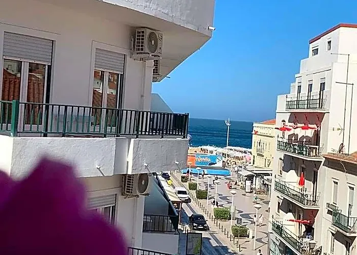 Weaa Hotel
