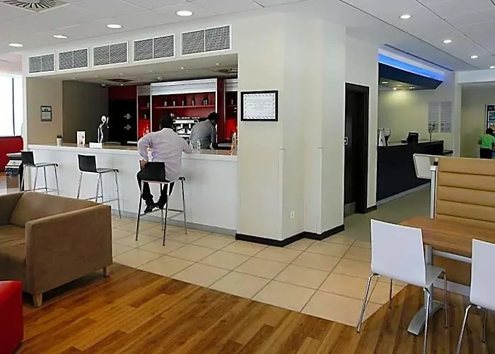 Travelodge Valencia Aeropuerto