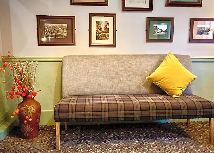Sir William Hotel