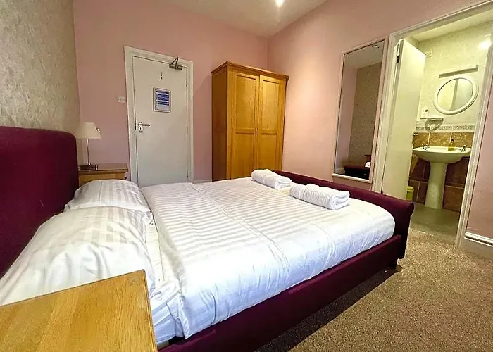 Sir William Hotel