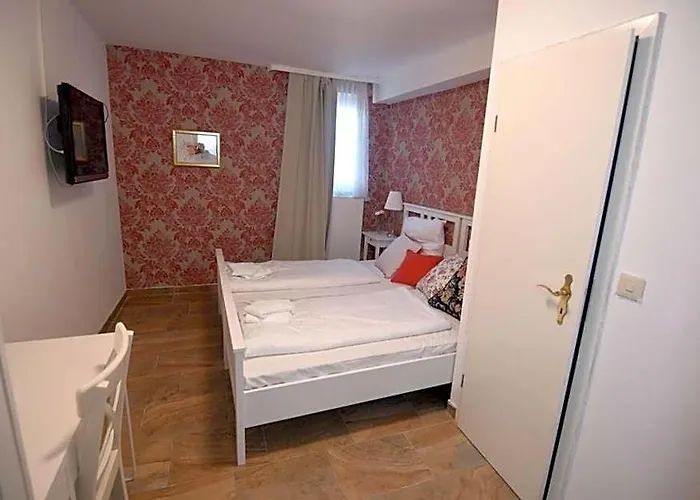 Hotel Mina