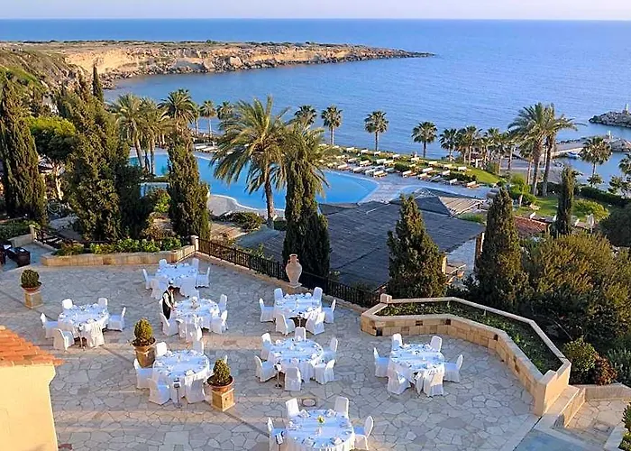 Coral Beach Hotel And Resort