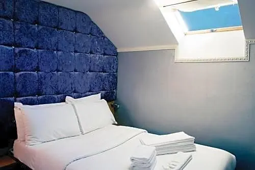 Hotel 24-7 Express