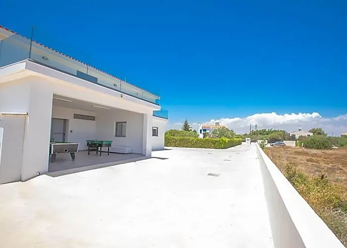 Villa Sienna, Fabulous 6Bdr Protaras Villa