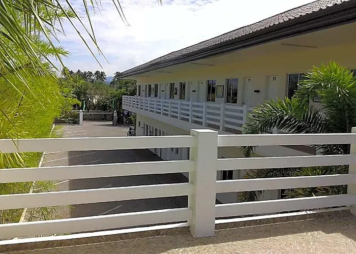 Brizo Hotel And Beach Resort Bataan