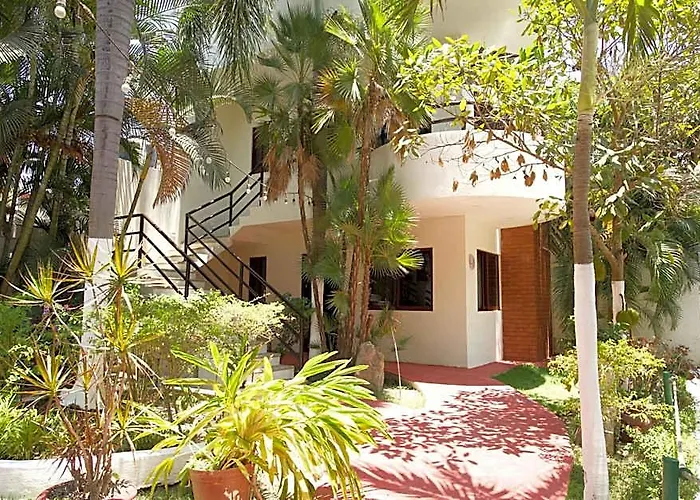 Hotel Y Suites Los Encantos