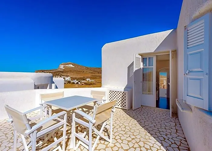 Aspalathras White Hotel