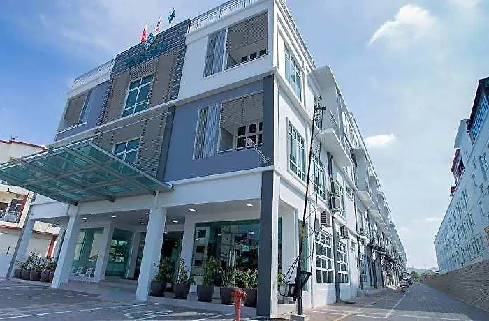 Hotel Adya Express Chenang