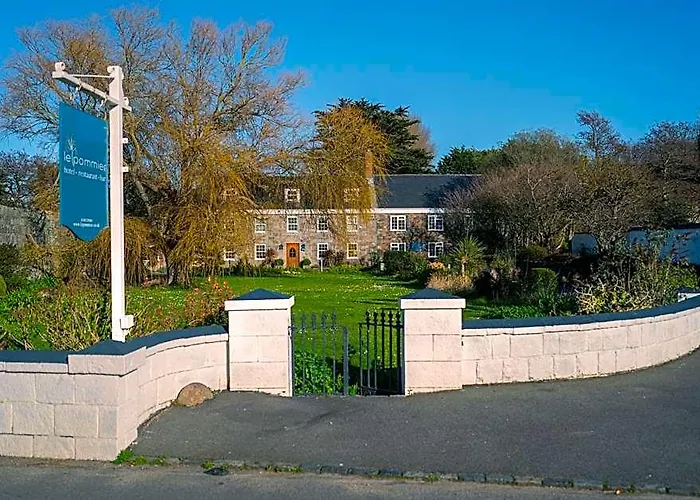 Le Pommier
