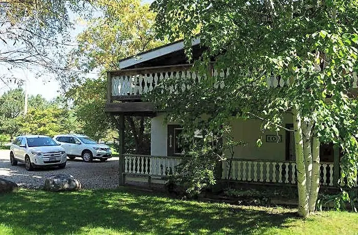 Tyrolean Village Resorts At Blue Mountain
