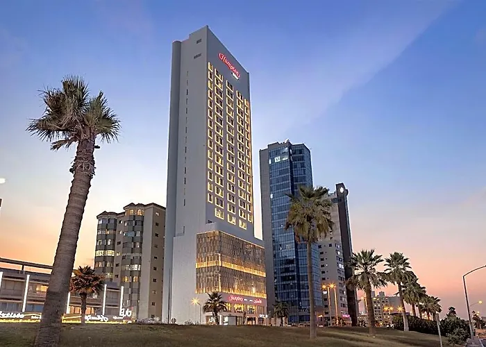 Hampton By Hilton Kuwait Salmiya