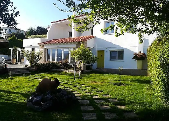 Scorpios Hotel & Suites