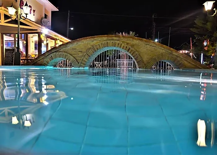 Elpida Hotel