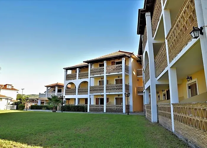 Elpida Hotel