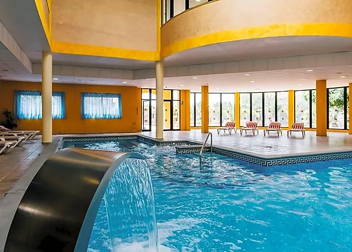 Grand Muthu Golf Plaza Hotel