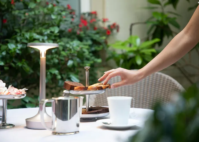 Hotel Des Saints Peres - Esprit De France