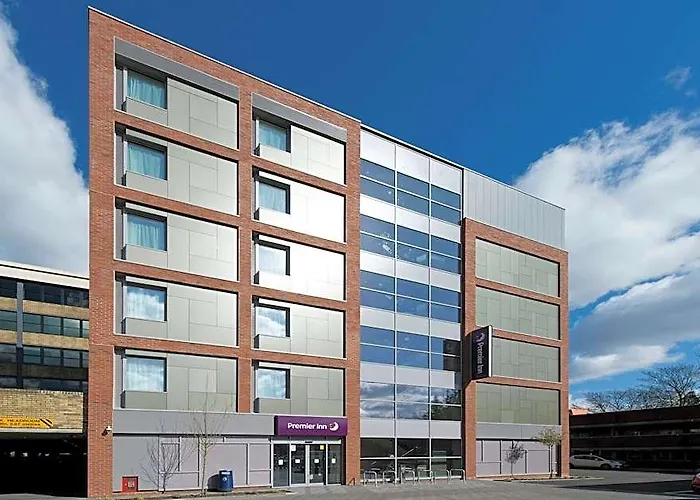 Premier Inn London Southgate