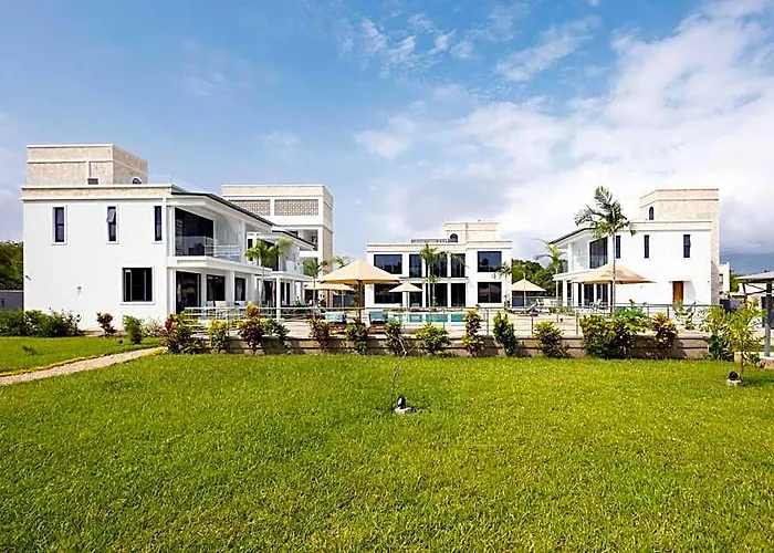 Amkia Villas Diani