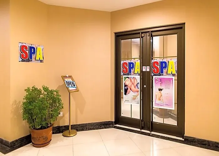 Palau Vacation Hotel
