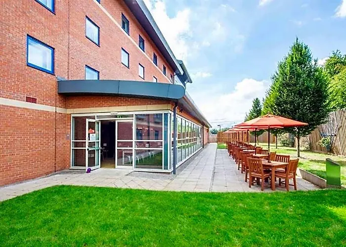 Premier Inn Banbury - M40 J11