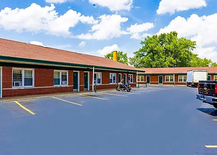 Manor Motel By Oyo Near Oak Brook Chicago Westchester