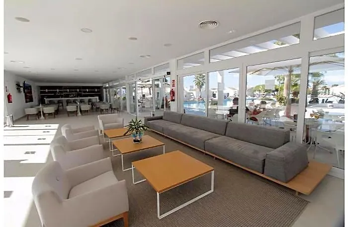 Apartamentos Menorcamar