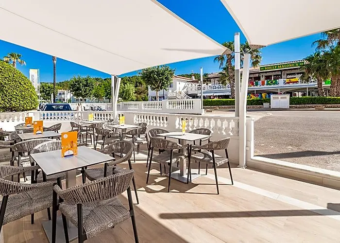 Apartamentos Globales Lord Nelson