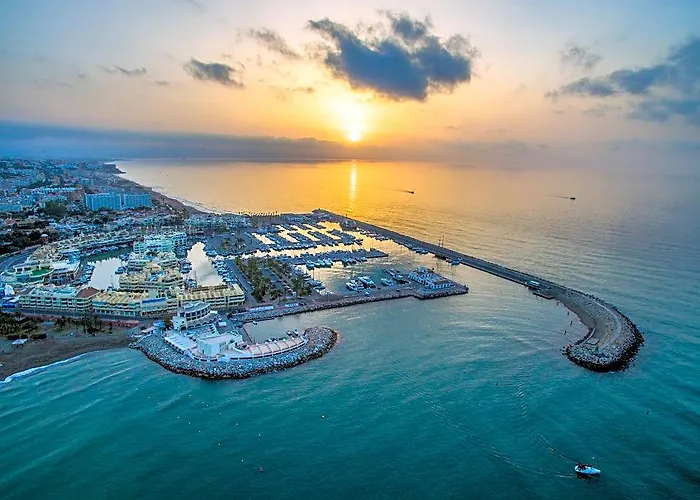 Puerto Marina Beach & Golf