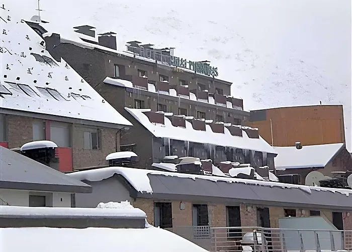 Reial Pirineus Hotel