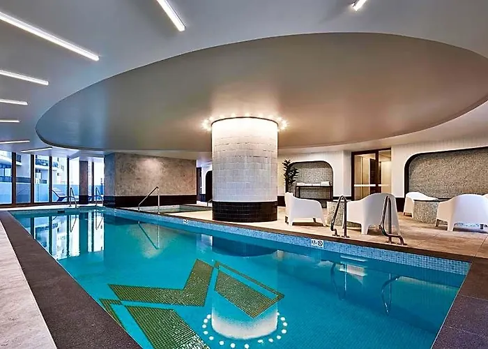 Meriton Suites George Street, Parramatta