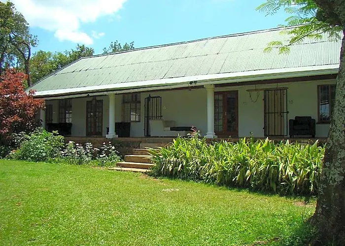 Tsanana Log Cabins And Mullberry Lane Suites