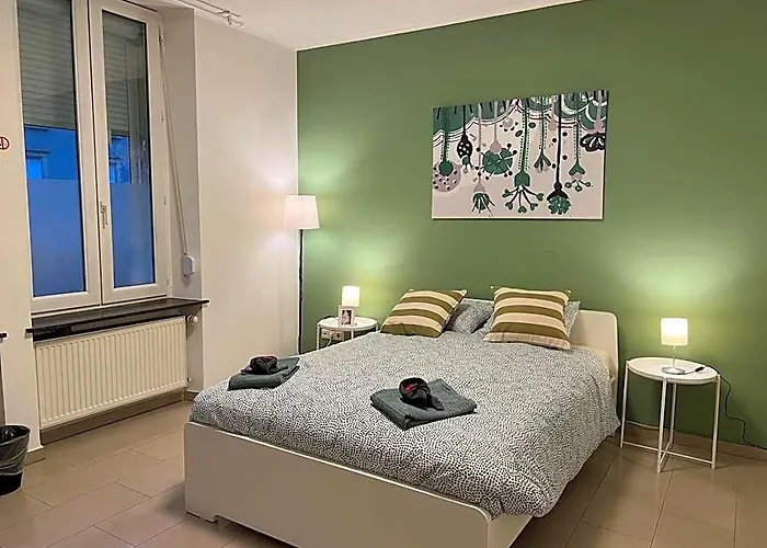 City-Pillow Rooms