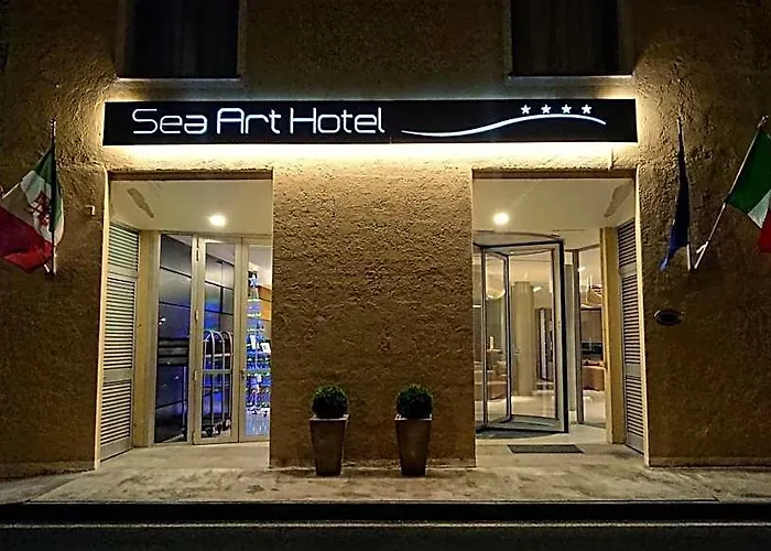 Sea Art Hotel