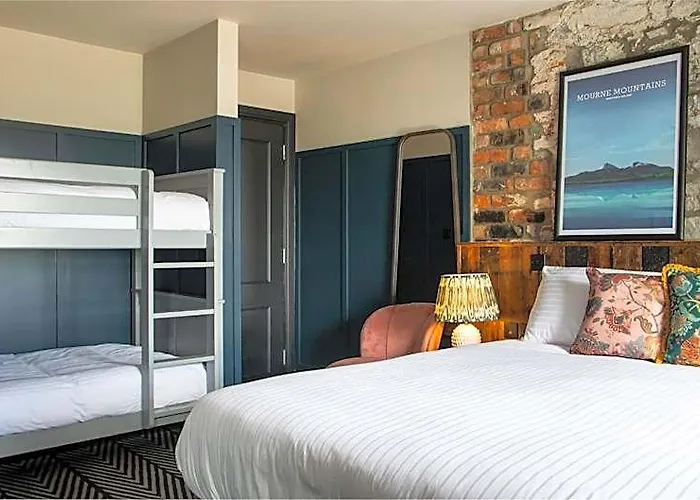 Avoca Hotel